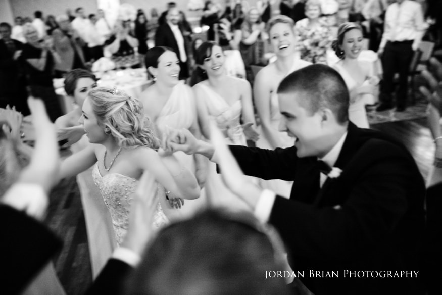 Danielle and Michael winter wedding first dance